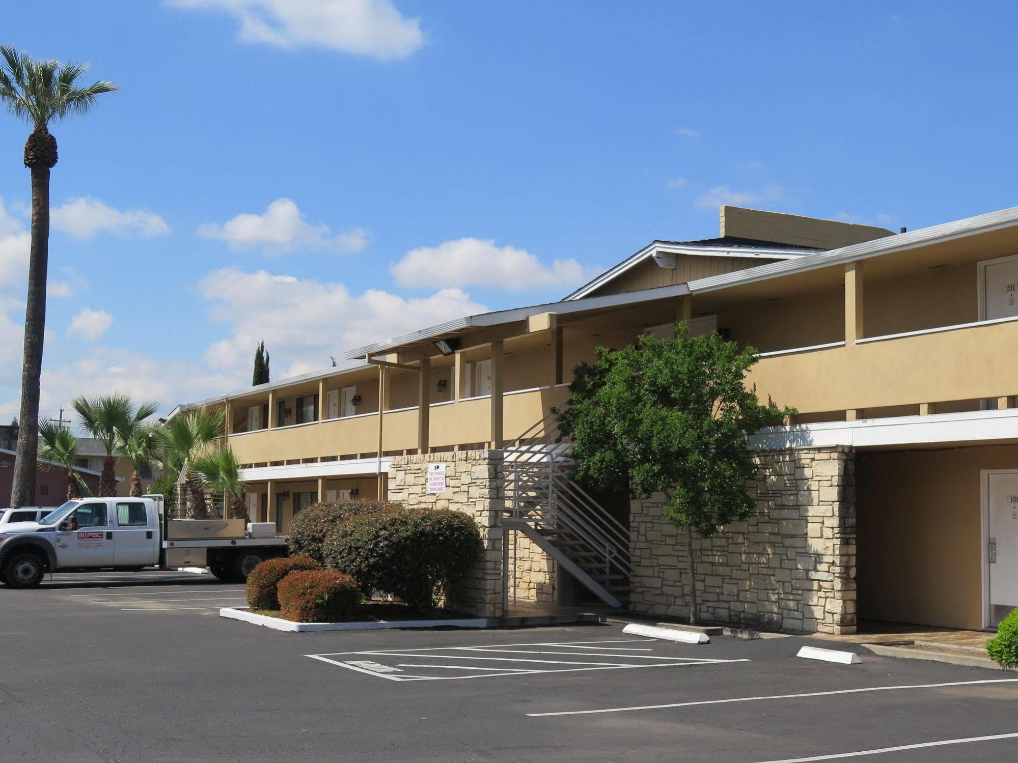 Red Roof Inn Yuba City Bonanza - Marysville ภายนอก รูปภาพ
