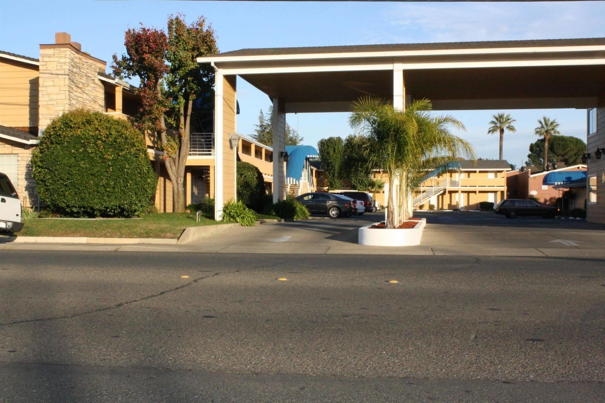 Red Roof Inn Yuba City Bonanza - Marysville ภายนอก รูปภาพ